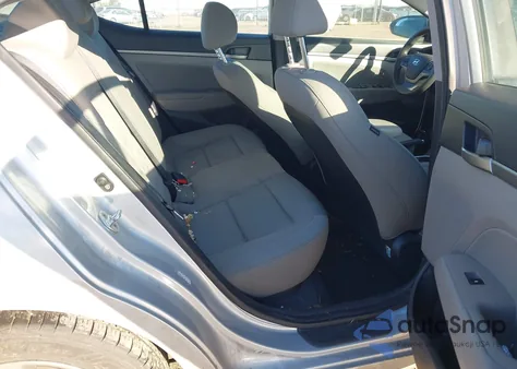 2017 Hyundai Elantra Se z USA, uszkodzony, nr VIN KMHD84LF2HU153772